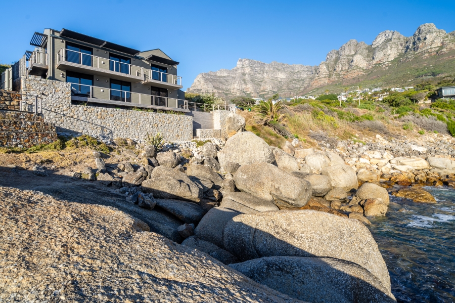 5 Bedroom Property for Sale in Camps Bay Western Cape